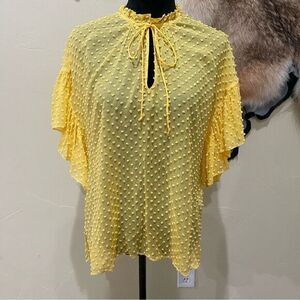 ALICE‎ + OLIVIA Medium Julius Yellow Sheer Dot Dobby Ruffle Short Sleeve Blouse